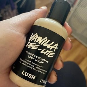 Lush Vanilla Dee Lite and Comforter NOT FOR SALE